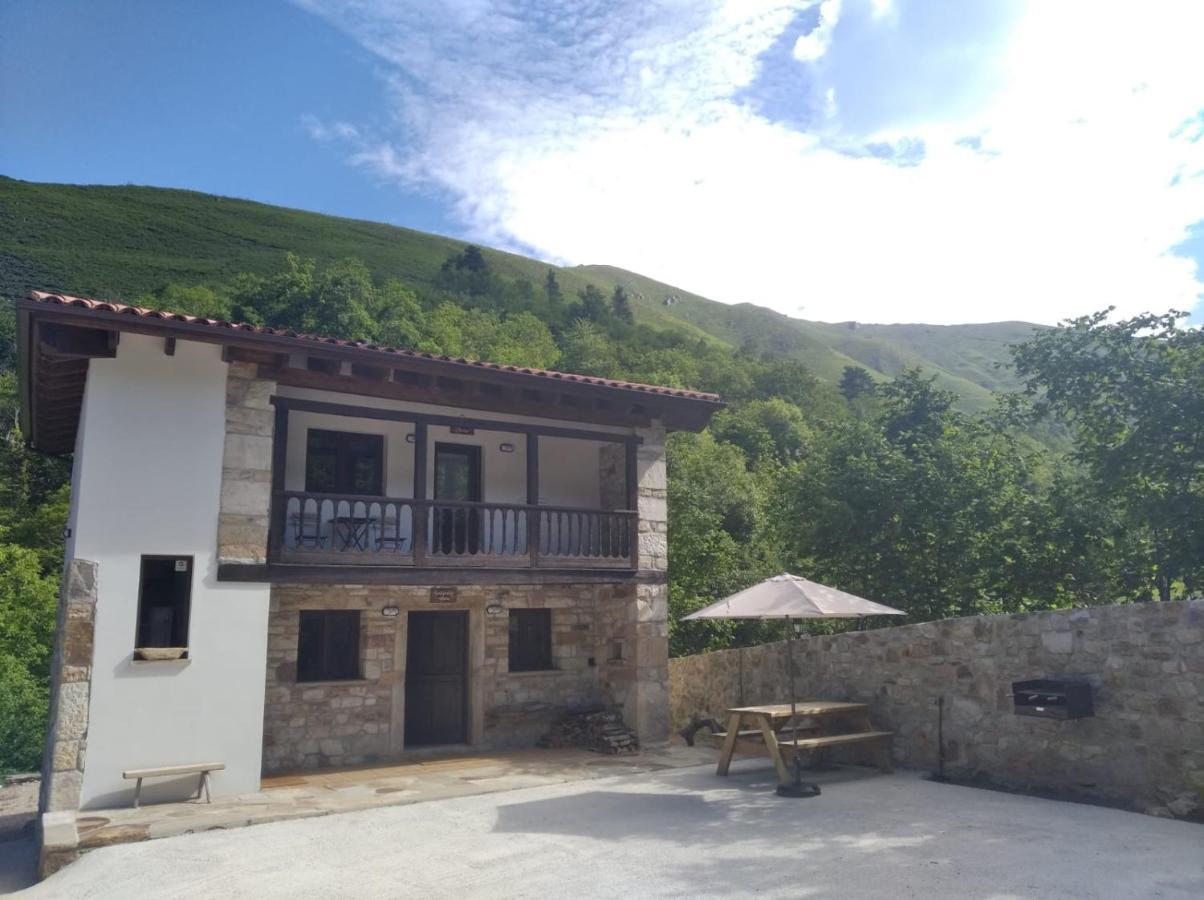 Apartamentos Rurales El Torneru Piloña Zewnętrze zdjęcie